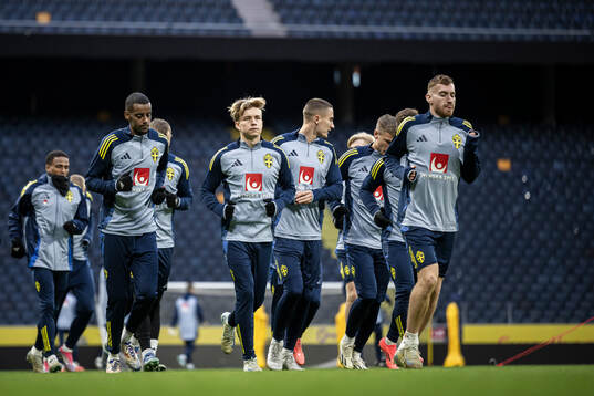 Alexander Isak, Daniel Svensson and Dejan Kulusevski of the
