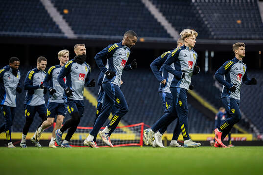 Alexander Isak and Daniel Svensson of the Swedish men's