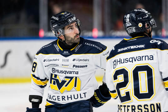 HV71s Joseph Laleggia deppar