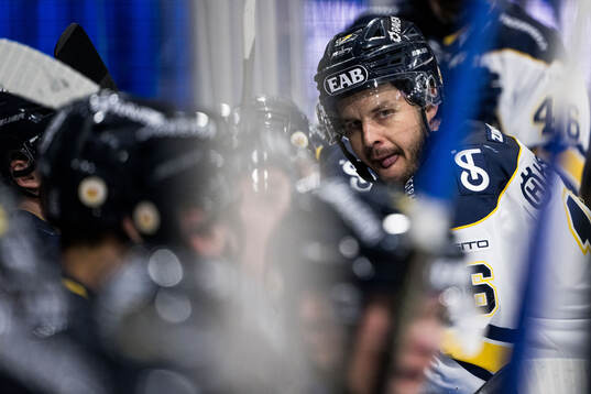 HV71s Tanner Kero deppar