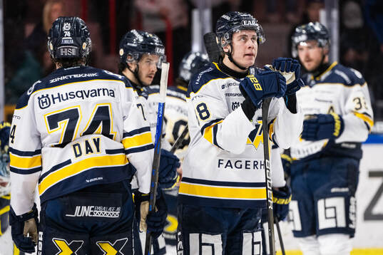 HV71s Herman Träff deppar