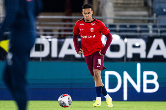 Fredrik Oppegård of Norway warms up
