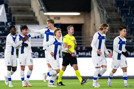 Casper Terho of Finland celebrates