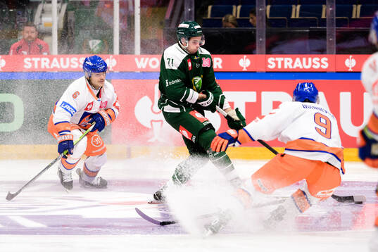 Ruben Rafkin and John Quenneville of Tappara Tampere and