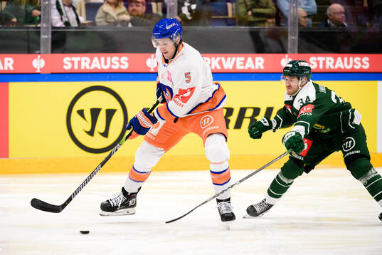 Daniel Brickley of Tappara Tampere and Michael Lindqvist of