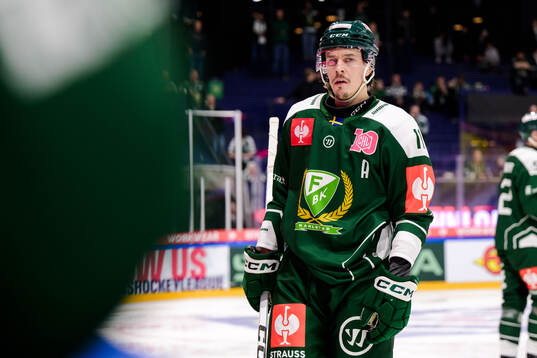 Joakim Nygård of Färjestad looks dejected