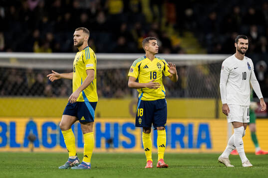 Jesper Karlström and Yasin Ayari of Sweden