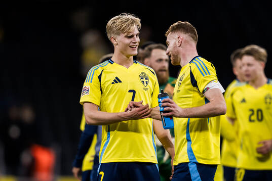 Lucas Bergvall and Dejan Kulusevski of Sweden