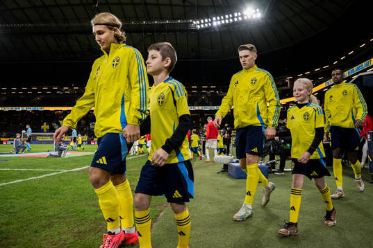 Sebastian Nanasi, Viktor Gyökeres and Alexander Isak of