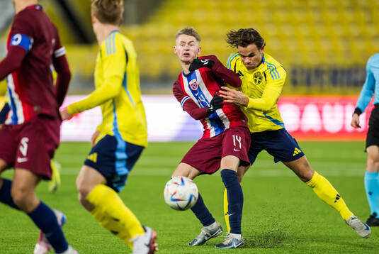 Stian Sjøvold Thorstensen of Norway and Simon Sjöholm of