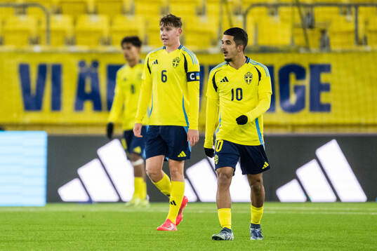 Viggo Jeppsson and Zakaria Loukili of Sweden looks dejected