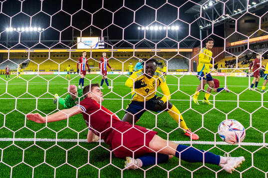 Bläddra bland fler bilder av Football, U19 European Qualifiers, Sweden - Norway