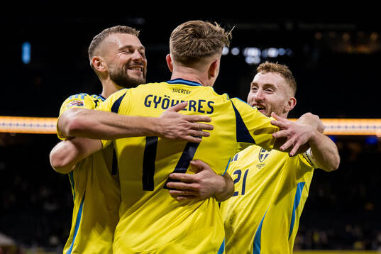 Viktor Gyökeres of Sweden celebrates with Jesper