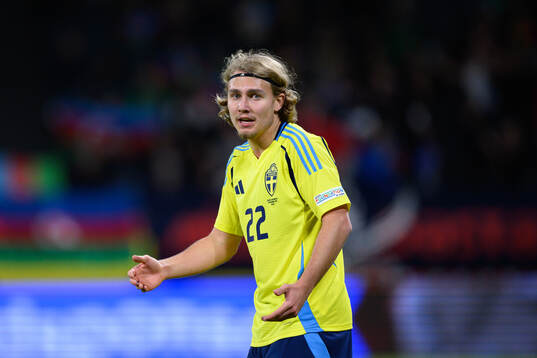 Sebastian Nanasi of Sweden reacts