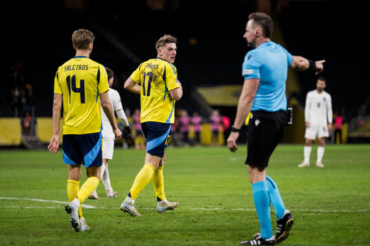 Viktor Gyökeres of Sweden celebrates the 3-0 goal
