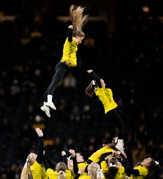 Cheerleaders in half-time