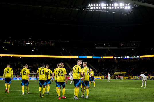 Viktor Gyökeres of Sweden celebrates the 5-0 goal