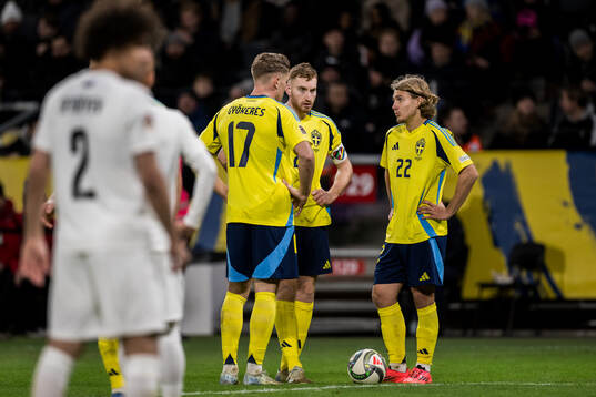 Viktor Gyökeres , Dejan Kulusevski and Sebastian Nanasi of