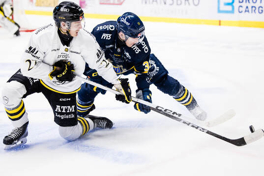 AIKs Oliver Tärnström och Södertäljes Filiph Engsund