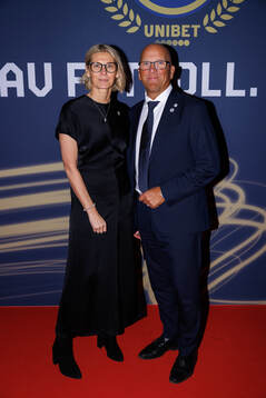 Jenny Silfverstrand och Roger Ekström , Svenska