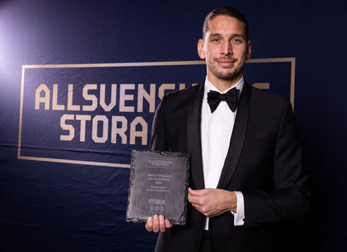 Brommapojkarnas Nikola Vasic tilldelas pris för årets