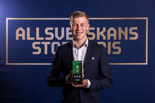 Häckens Noah Ek tilldelas priset för årets