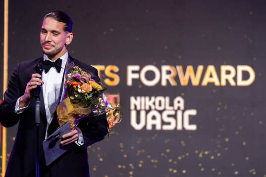 Brommapojkarnas Nikola Vasic tilldelas priset för årets