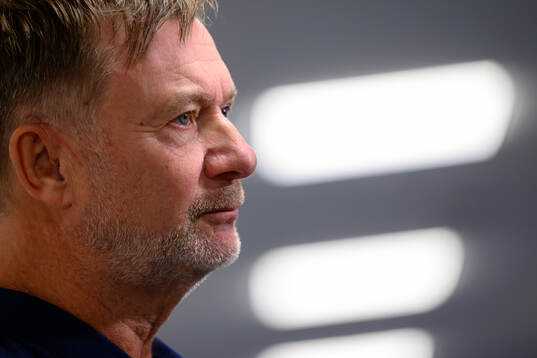 Head coach Peter Gerhardsson of the Swedish women's