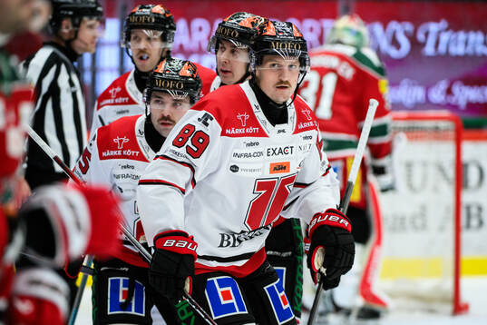 Örebros Patrik Karlkvist jublar