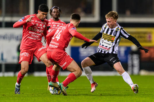 Värnamos Luke Le Roux och Emin Grozdanic och Landskronas