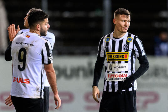 Landskronas Edi Sylisufaj och Robin Dzabic deppar