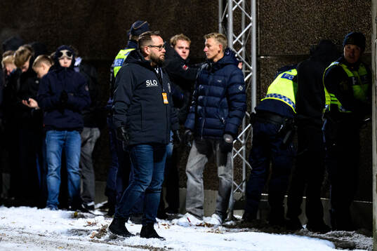 Landskronas SLO Håkan Dahlström samtidigt som polisen