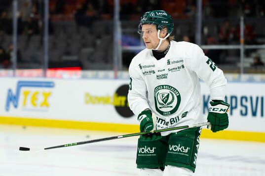 Färjestads Oskar Steen