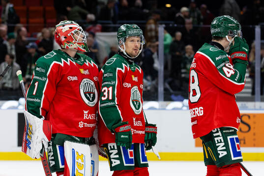 Frölundas målvakt Lars Johansson, Nicklas Lasu och Carl