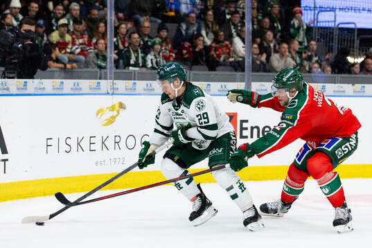 Färjestads Oskar Steen och Frölundas Christian Folin