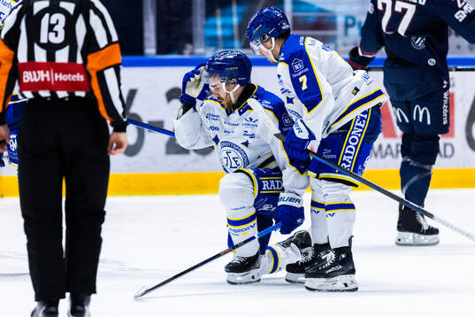 Leksands Marcus Karlberg har ont