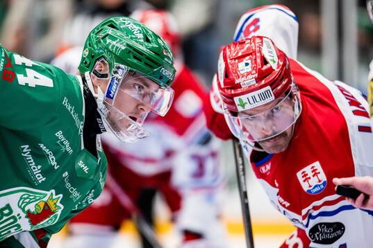 Rögles Jacob Peterson och Timrås Anton Lander