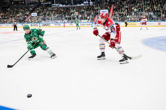 Rögles Jesper Pettersson och Timrås Filip Hållander