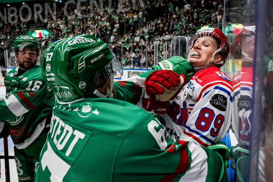 Rögles Leon Bristedt och Timrås Oliver Kapanen