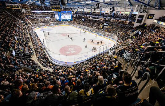 Bläddra bland fler bilder av Ishockey, SHL, HV71 - Brynäs