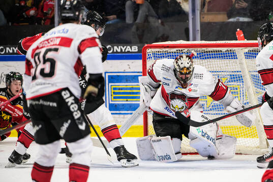 Luleås Pontus Andreasson gör 4-1 på Malmö Redhawks