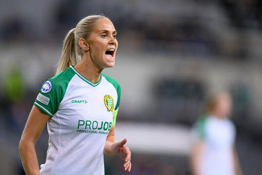 Alice Carlsson of Hammarby reacts