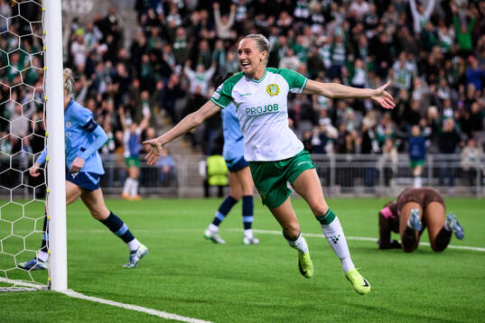 Ellen Wangerheim of Hammarby celebrates