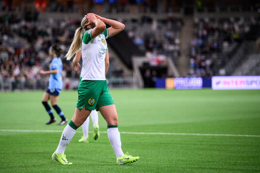 Anna Jøsendal of Hammarby looks dejected