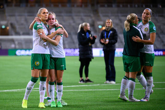 Alice Carlsson and Emilie Joramo of Hammarby  look dejected