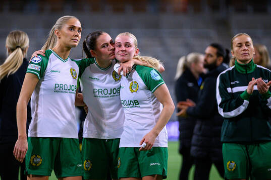 Alice Carlsson, Smilla Vallotto and Emilie Joramo of
