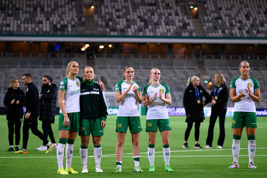Alice Carlsson, Smilla Vallotto, Emilie Joramo Ellen Gibson