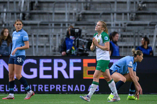 Julie Blakstad of Hammarby reacts