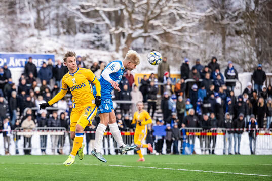 IFK Göteborgs Linus Carlstrand och Oddevolds Philip