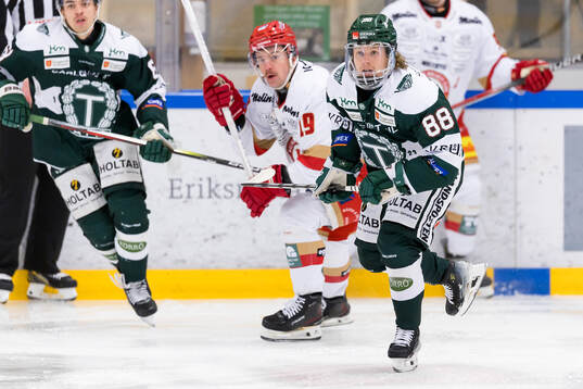 Kalmars Andrew Vanderbeck och Tingsryds Linus Hedman